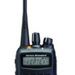 Носимая судовая УКВ радиостанция Vertex VX-454