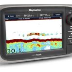 Raymarine e7d (no chart)