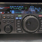 Трансивер Yaesu FT-950 Трансивер Yaesu FT-950